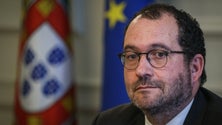 Imagem de Ministro da Educação disponível para trabalhar outras matérias após concluído recrutamento