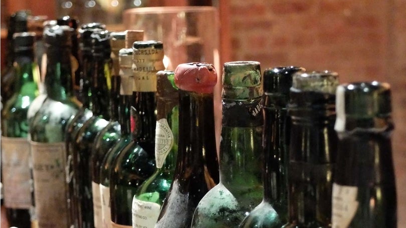 Imagem de Vinho Madeira ganha peso em leilões na Internet