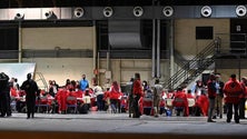 Imagem de Mais de 370 migrantes resgatados ao largo das Canárias