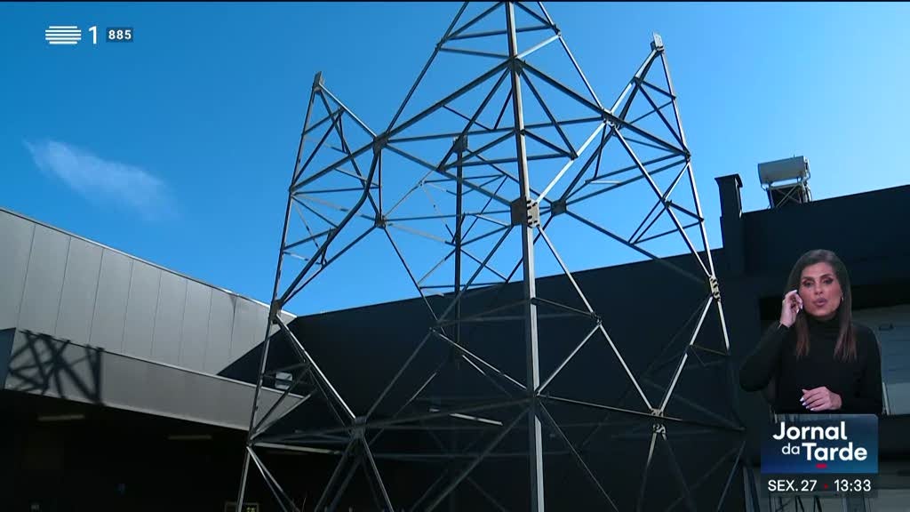 Business recovery: Losses compounded by labour shortage