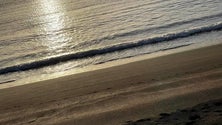 Imagem de Governo e poder local tentam resolver problema da areia na Praia da Vitória (Vídeo)