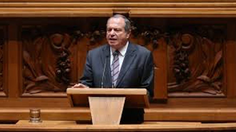 Imagem de Carlos César não se recandidata à Assembleia da República