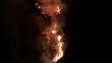Incêndio no Lugar de Baixo em zona de difícil acesso (vídeo)