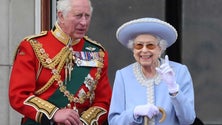 Imagem de Rainha Isabel II voltou à varanda 70 anos depois