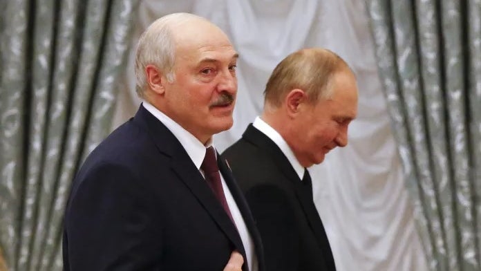 Imagem de Presidente bielorrusso anuncia compra de armas a Moscovo