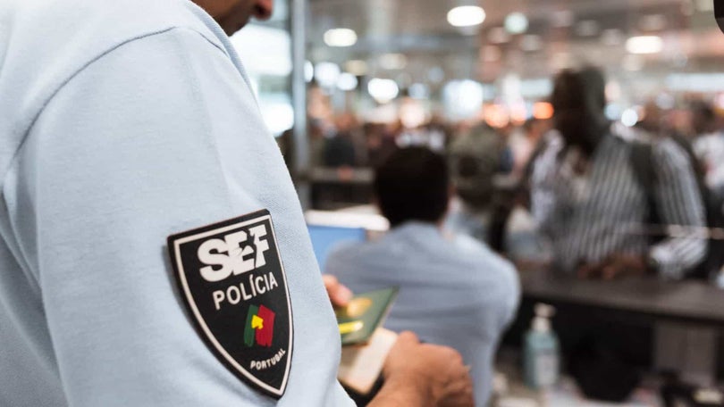 Imagem de SEF detém estrangeiro por suspeitas de tráfico de pessoas e auxílio à imigração ilegal