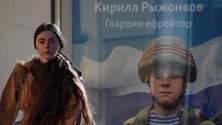 Imagem de Apoiantes russos de Putin pedem mais ataques devastadores contra Kiev