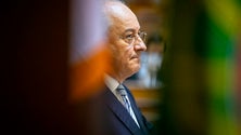 Imagem de Rio de saída do parlamento recebe agradecimento de Santos Silva e longa ovação
