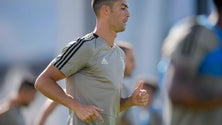 Imagem de Ronaldo falhou gala da FIFA para preparar jogo com Bolonha