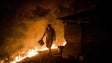 Imagem de Vinte e uma pessoas em vigilância eletrónica pelo crime de incêndio florestal