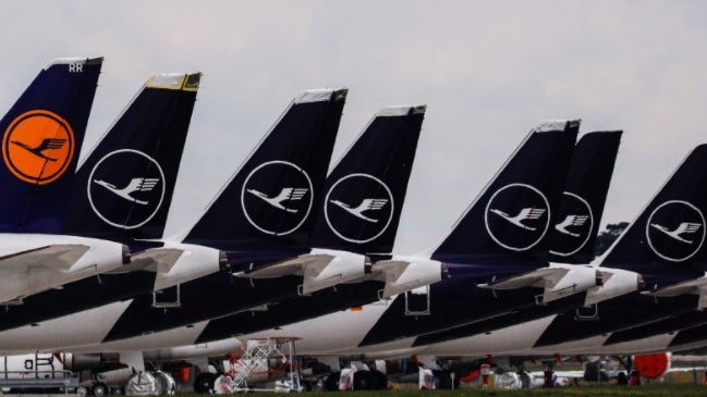 Grupo Lufthansa atenua prejuízos