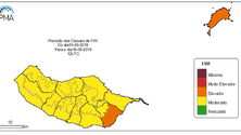 Imagem de Santa Cruz e Porto Santo em risco elevado de incêndio