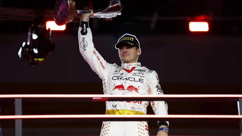 Imagem de Max Verstappen vence em Las Vegas