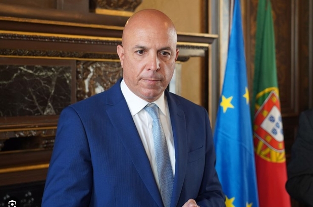 Poltica