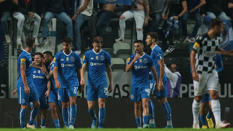 Imagem de FC Porto goleia Boavista e reforça segundo lugar da I Liga