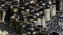 Imagem de Efeitos do crude, no Porto Santo, ainda são visíveis