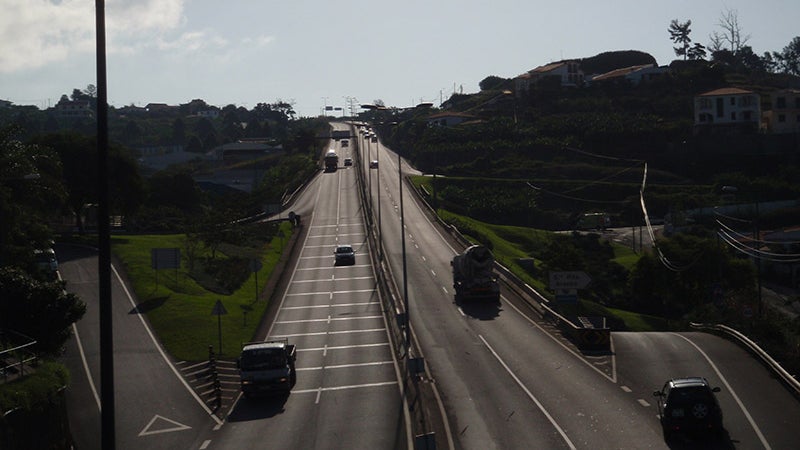 Imagem de Acesso à via rápida na zona das Quebradas encerrado na próxima semana