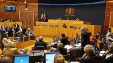 Imagem de Governo aprovou lei que multa quem abandonar o lixo fora dos caixotes