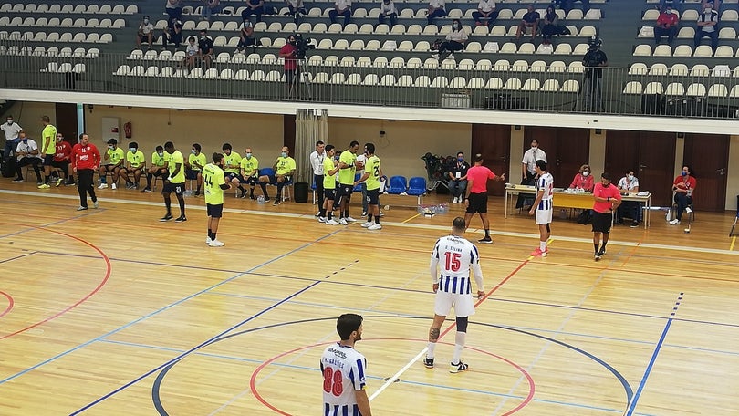 Imagem de Andebol Masculino: Madeira SAD recebe FC Porto com público nas bancadas