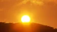 Imagem de Costa sul da Madeira sob aviso vermelho devido ao tempo quente