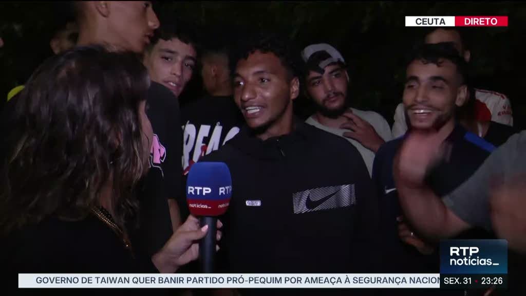 Imagem de Crise migratória. Migrantes continuam a regressar a Ceuta