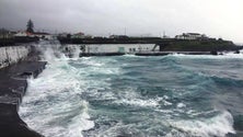 Imagem de Vento assobia forte nos Açores