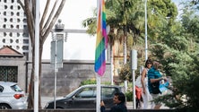Imagem de Núcleo LGBTI distribui `abraços grátis` pelo Funchal