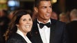 Imagem de Cristiano Ronaldo agradece mensagens de apoio à mãe