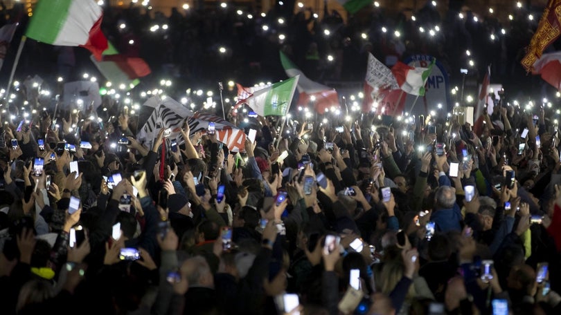 Imagem de Protestos em vários países europeus