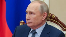 Imagem de Putin acusa Kiev de impedir rendição de soldados ucranianos em Mariupol