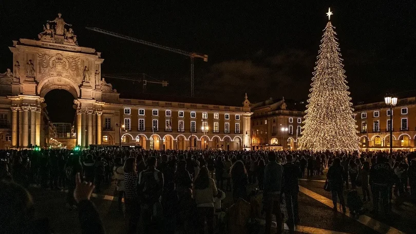 Imagem de Lisboa reduz horário de iluminações de Natal para poupança energética de 50%