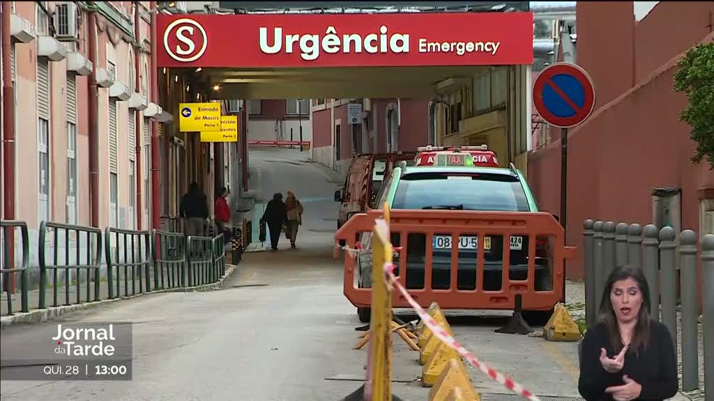 Pressão nas urgências. Hospital de São José com salas de reanimação lotadas