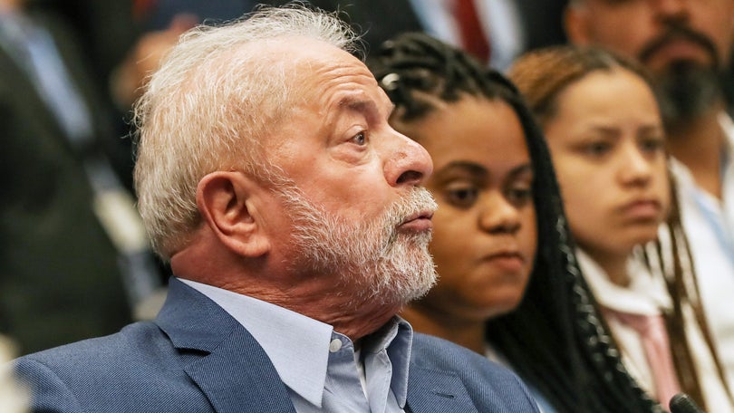 Imagem de Lula da Silva almoça com empresários brasileiros em restaurante de Lisboa