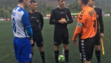 Imagem de Nevoeiro interrompe jogo da equipa de juniores do Nacional