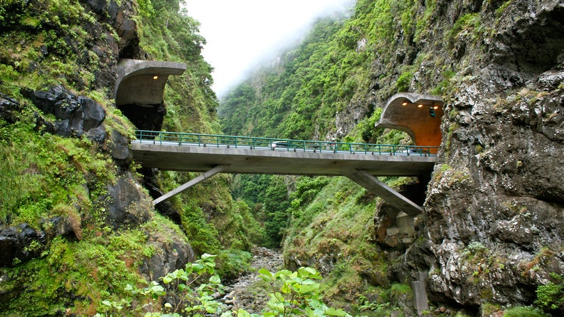 Imagem de Porto Moniz pede reabertura da estrada regional (Áudio)