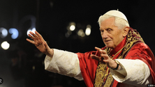 Imagem de Bento XVI será enterrado numa cripta na Basílica de São Pedro