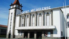 Imagem de Artistas manifestam-se em Ponta Delgada por mais dinheiro para a cultura (Som)