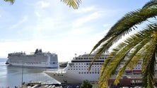 Imagem de Turistas dos navios de cruzeiro ajudam à economia regional