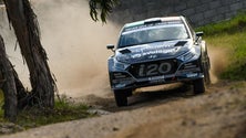 Imagem de Kris Meeke lidera Rali Terras D’Aboboreira