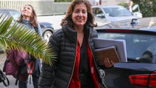 Imagem de Governo aprova novo apoio de 240 euros a ser pago em dezembro
