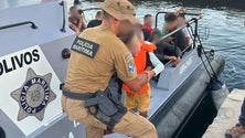 Imagem de Polícia Marítima resgata 50 migrantes no mar Mediterrâneo
