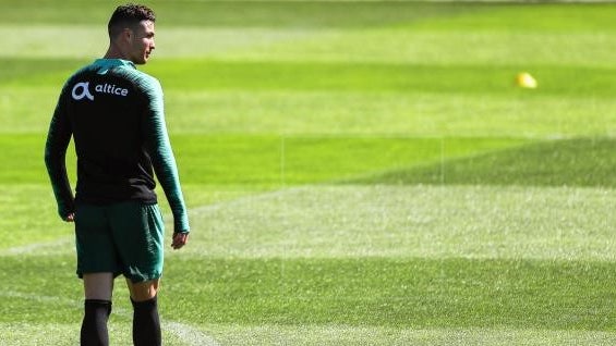 Imagem de Fernando Santos duvida que Cristiano Ronaldo possa defrontar Croácia
