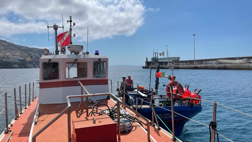 Assistência a embarcação de pesca «NICOLINA»