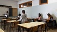 Cerca de 3.000 escolas com casos