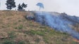 Bombeiros chamados por incêndio em mato na zona de São Martinho