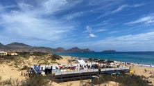 Imagem de Liga dos Campeões de andebol de praia levou mais de 500 atletas ao Porto Santo (vídeo)
