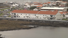 Imagem de Presidente da autarquia das Lajes do Pico entregou ao Presidente do Governo a solução para o novo Centro de Saúde