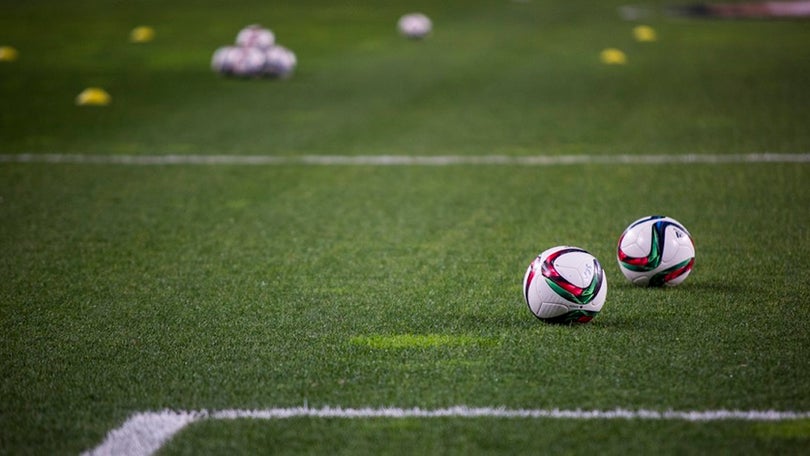 Imagem de Nacional retido na Madeira, jogo com o Real adiado