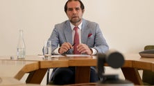 Imagem de Covid-19: Governo anuncia amanhã medidas de desconfinamento