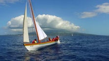 Regata de Botes Baleeiros regressa ao mar (Vídeo)